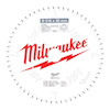 Cirkelsågklinga med texten "Milwaukee" i rött och tekniska specifikationer tryckta i svart och grått mot en vit bakgrund.